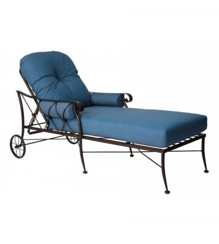 derby adjustable chaise lounge